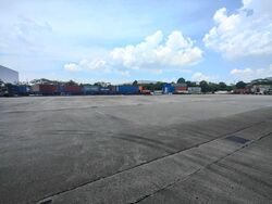 Gul Circle (D22), Warehouse #575445171